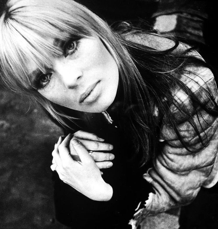 Is Nico Robin Stronger Than Giyu Tomioka in a Fantasy Matchup?